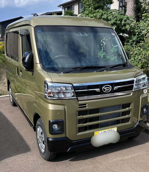 新潟県上越市のほしのじどうしゃで販売中のダイハツ アトレー（オリーブグリーン）正面外観