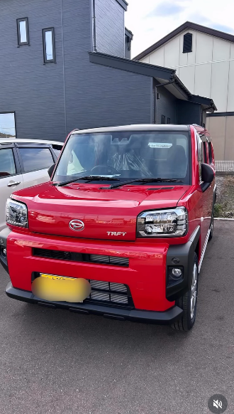 上越市で販売中のダイハツ タフト レッド