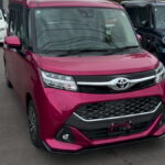 沖縄から新潟県上越市に入荷したピンクのトヨタ タンク 外観正面(ほしのじどうしゃ)