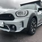 専用ストライプと2トーンホイールを備えたMINIクロスオーバー
